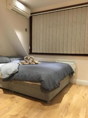 Studio flat in the heart of Golders Green